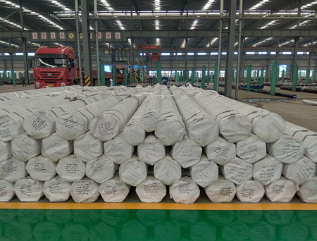 What is the advantages of seamless steel pipe?